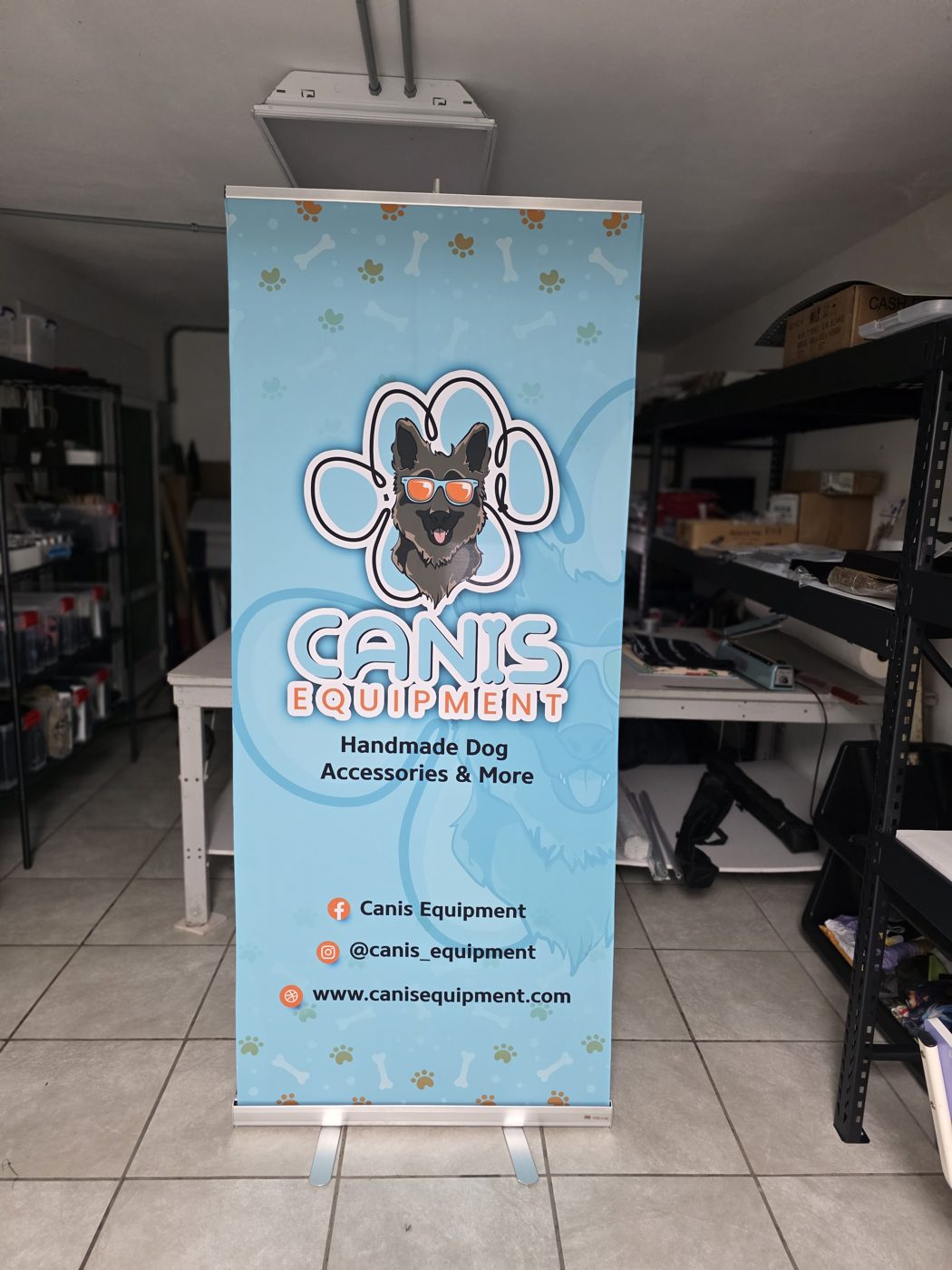 Roll-up de Canis Equipment